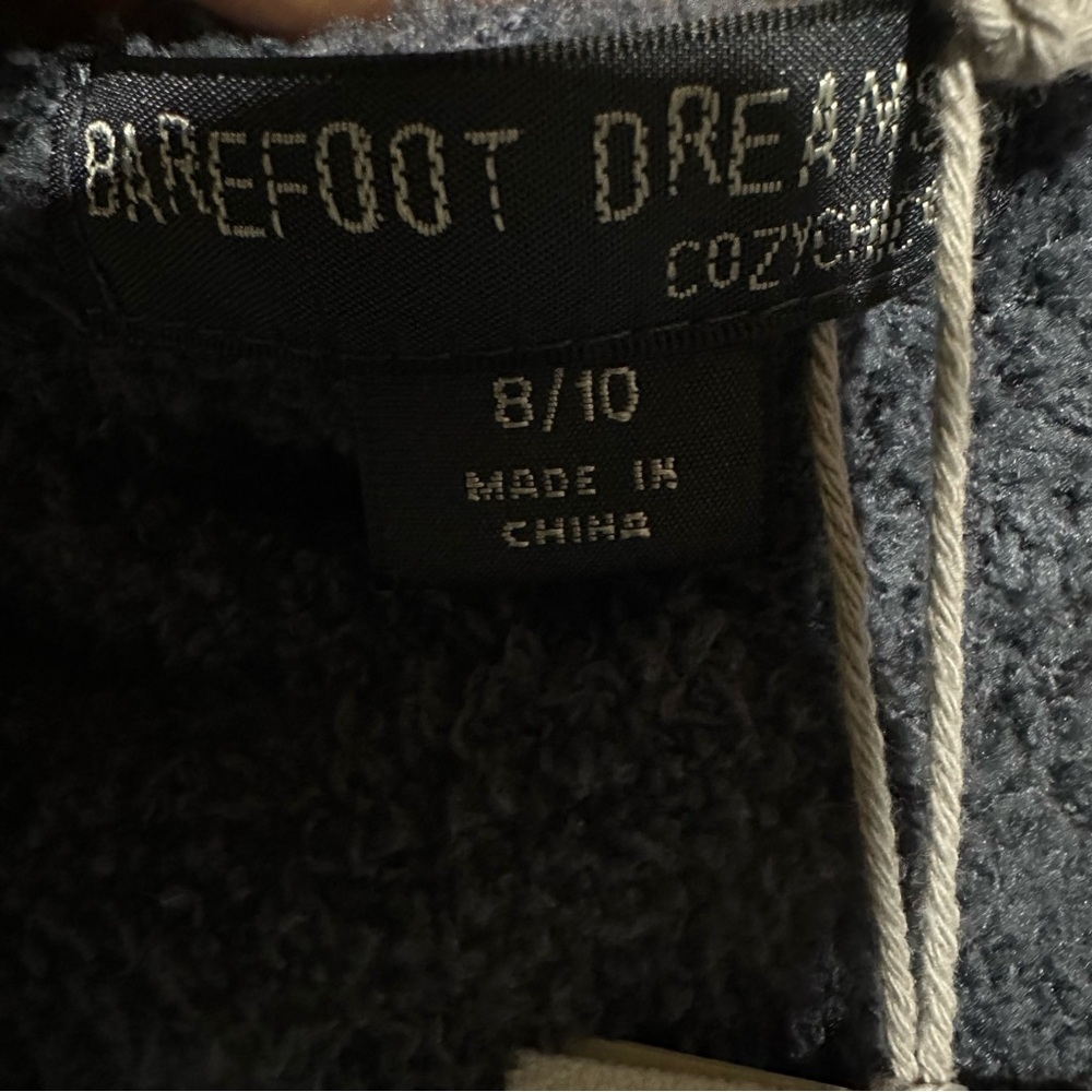 NWT Barefoot Dreams Men's CozyChic® Youth Hoodie 8/10 - Picture 4 of 7